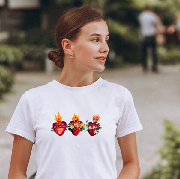 Camiseta Corazón de Jesús, María y José - Image 2