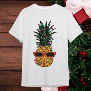 Camiseta Navideña - Feliz Navidad / Merry Christmas Piña Cool