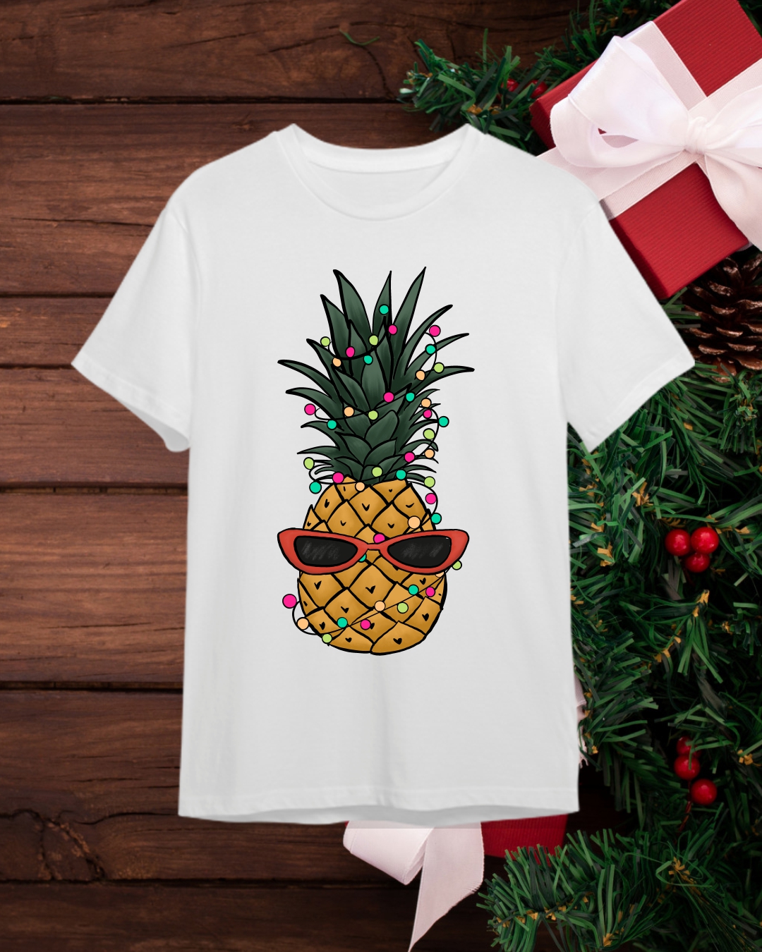 Camiseta Navideña - Feliz Navidad / Merry Christmas Piña Cool